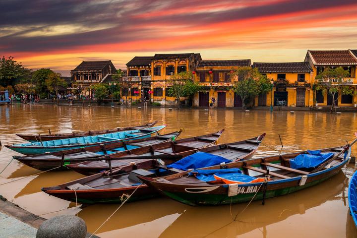 Kích thước to bất thường: Tôm nuôi theo phương pháp tự nhiên sẽ có kích thước không